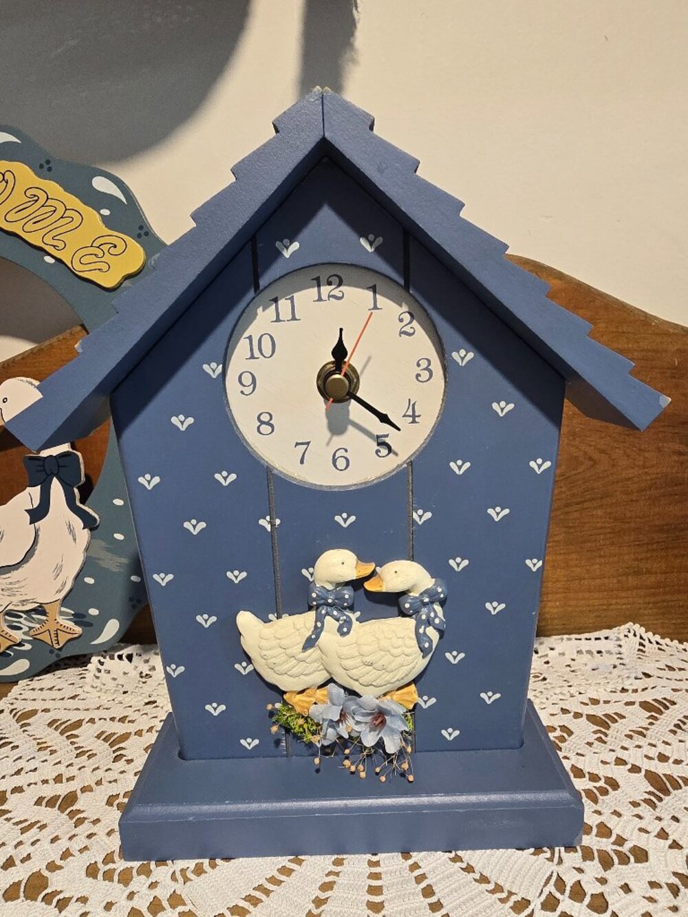 Vintage 1980s Country Goose Wooden Mantel Clock Blue
